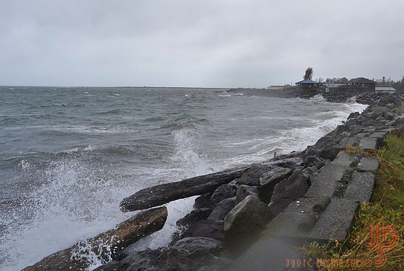 Gale at high tide