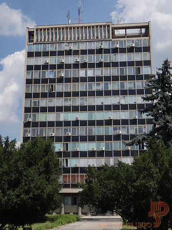 Status symbol: A window office with A/C